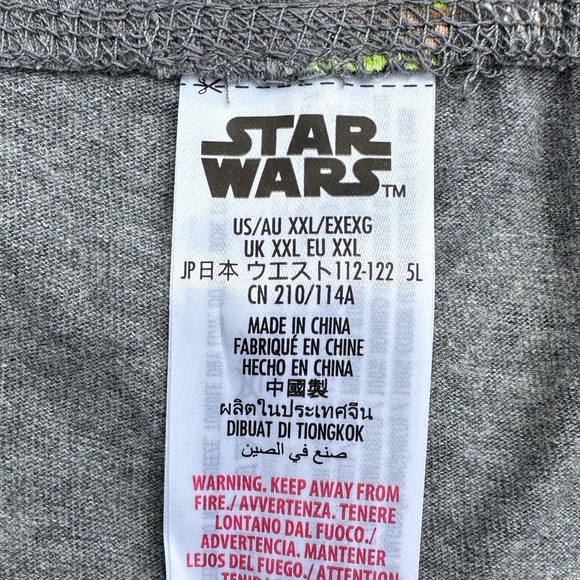 NWT - Mandalorian/ Baby Yoda PJ’s Set - 2XL - Picture 4 of 8